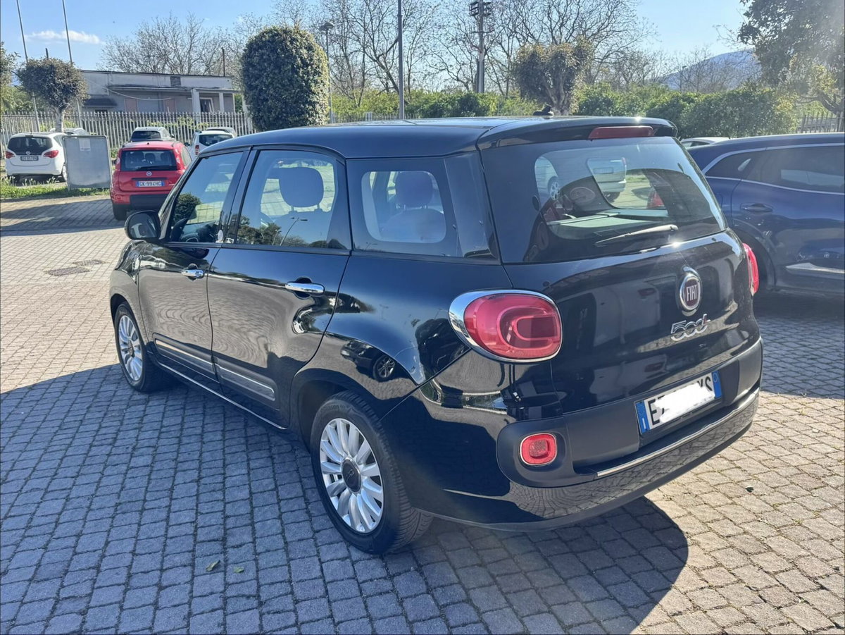 Fiat 500L Living 1.6 Multijet 105 CV Lounge (4)