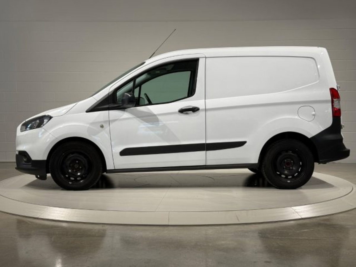 Ford Transit Courier 1.0 EcoBoost 100CV  Trend (2)
