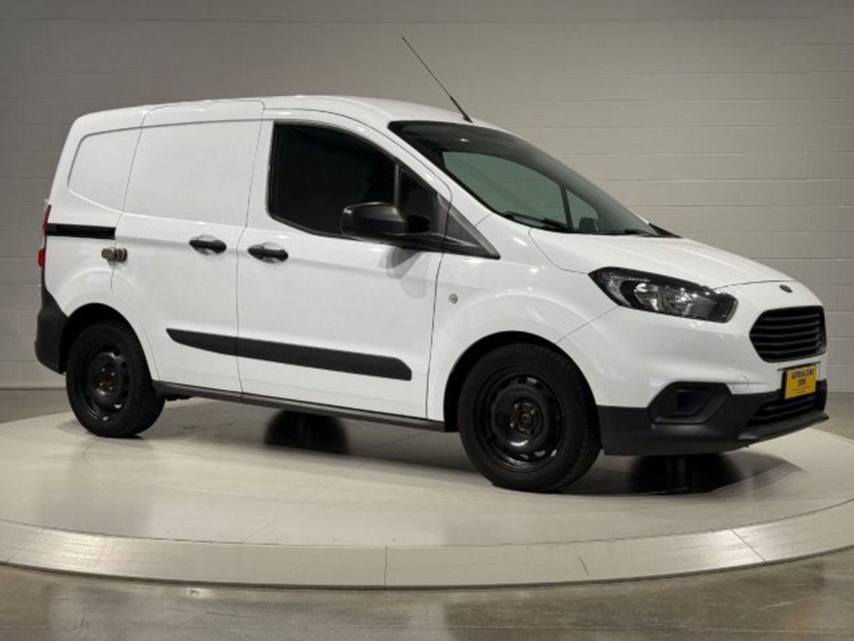 Ford Transit Courier 1.0 EcoBoost 100CV  Trend (9)