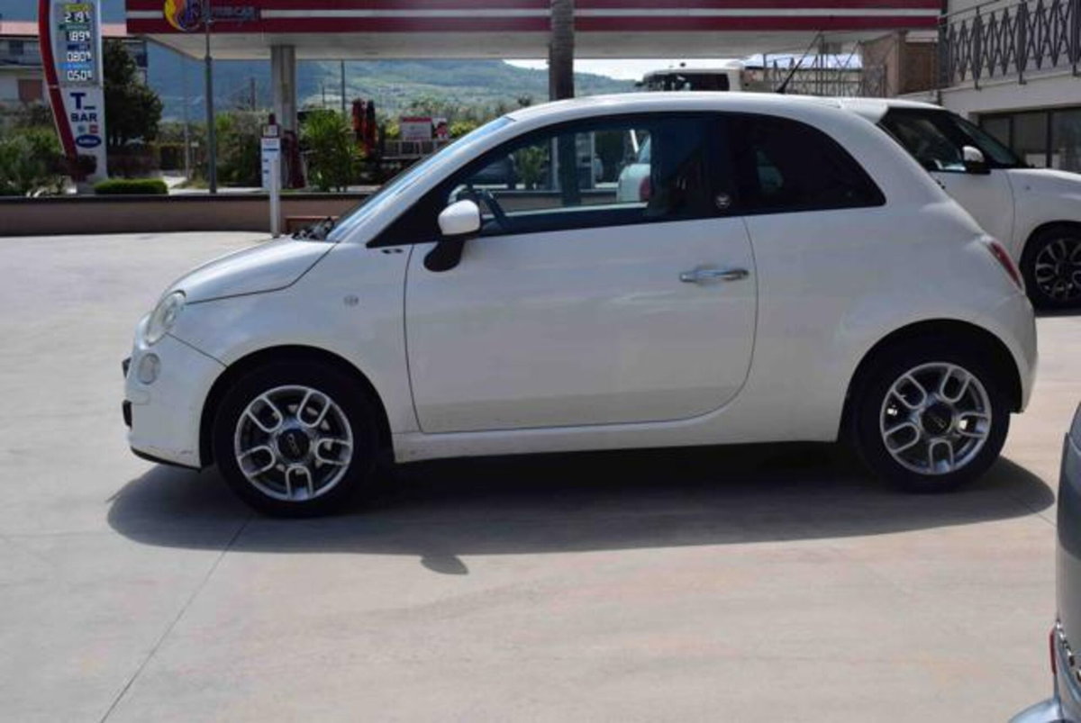 Fiat 500 1.3 Multijet 16V 95 CV Lounge (4)