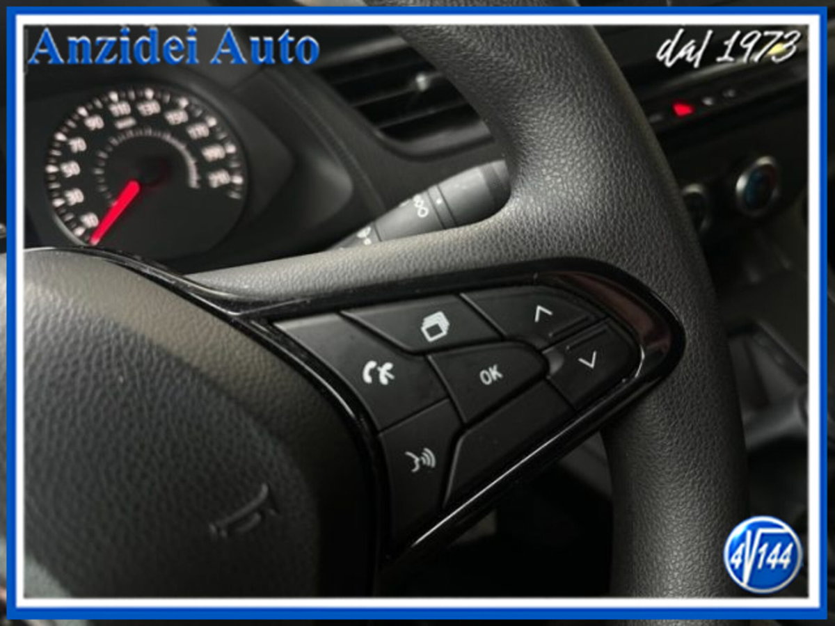 Renault Kangoo 1.5 Blue dCi 95CV Van Edition One Open Sesame (16)