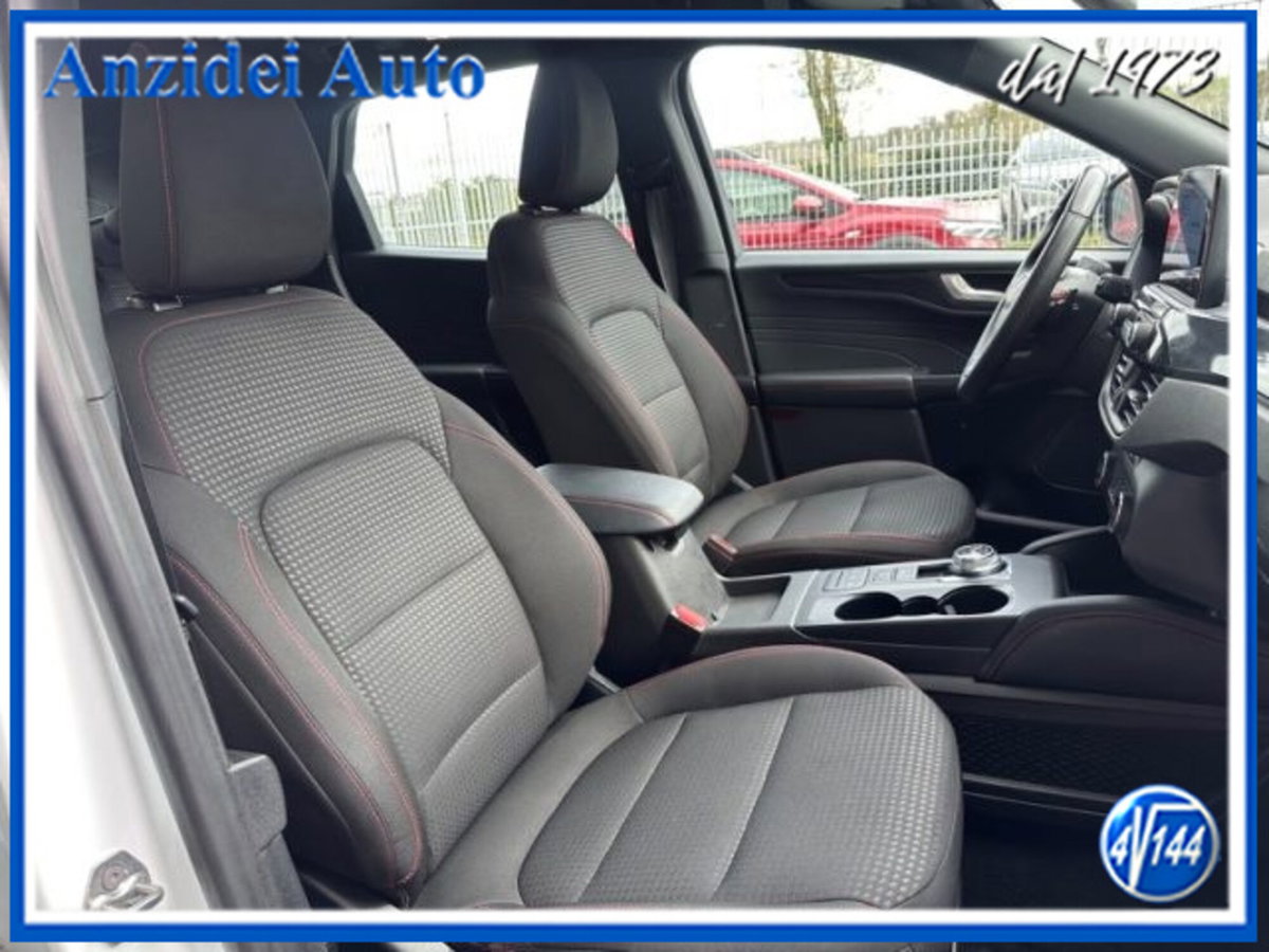 Ford Kuga 1.5 EcoBlue 120 CV aut. 2WD ST-Line X Design (18)