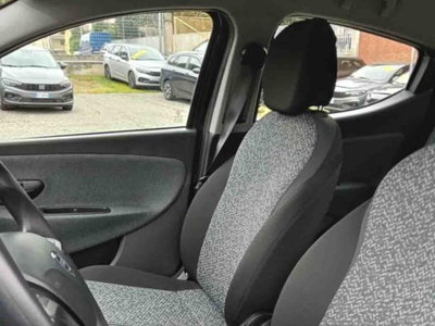 Lancia Ypsilon 1.0 FireFly 5 porte S&S Hybrid Silver Plus (12)