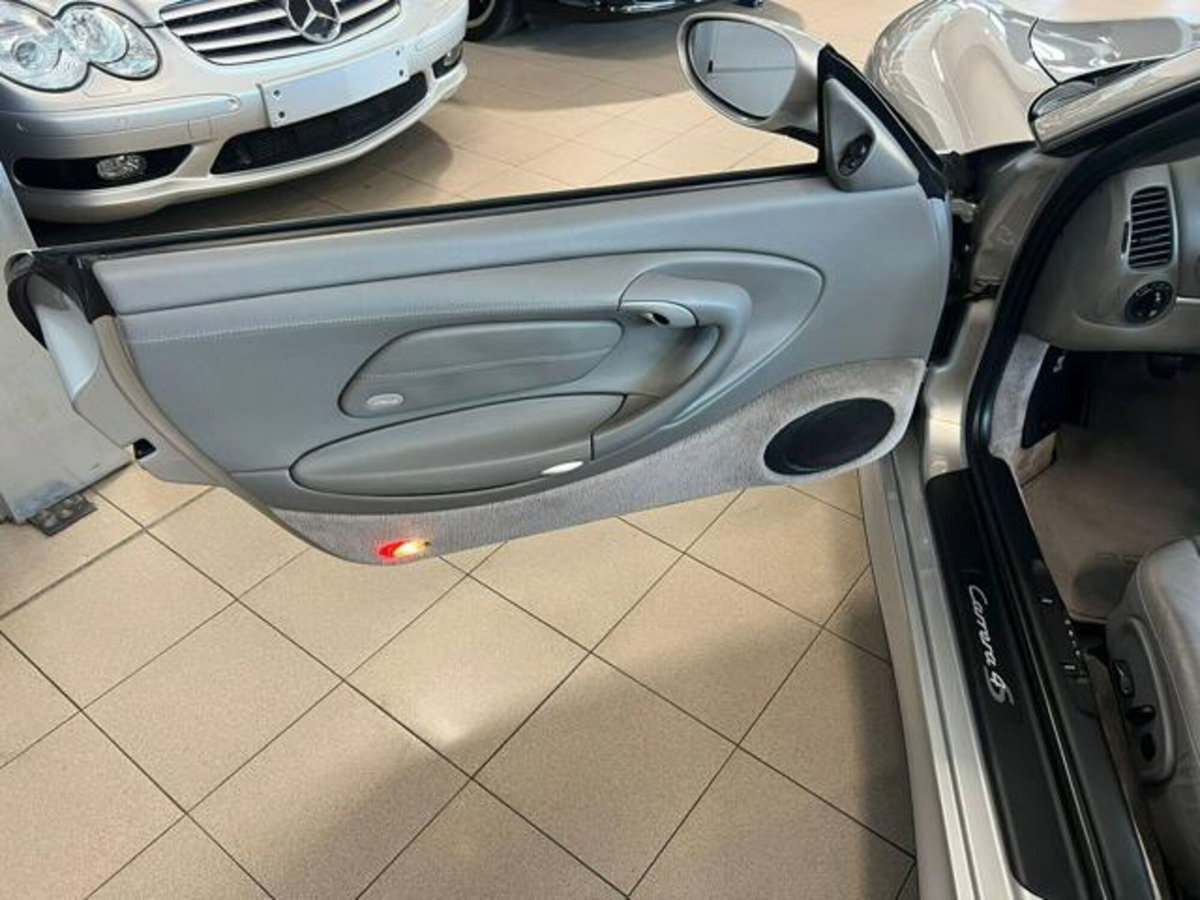 Porsche 911 Cabrio Carrera 4S cat (11)