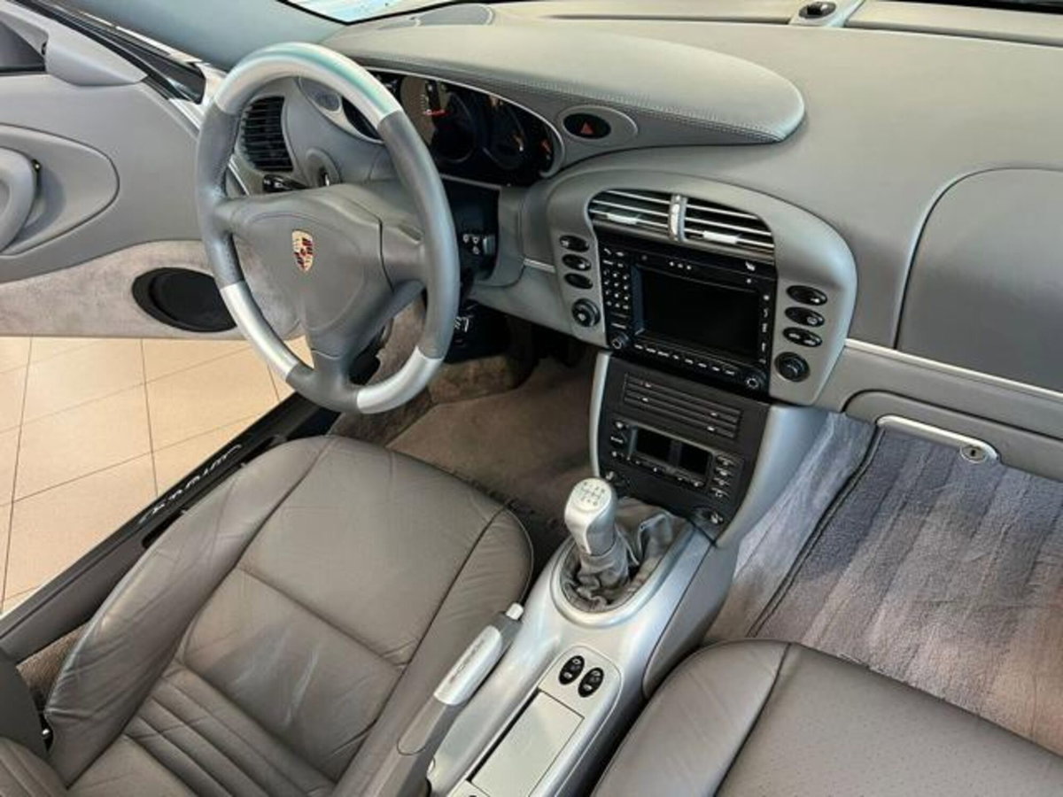 Porsche 911 Cabrio Carrera 4S cat (19)
