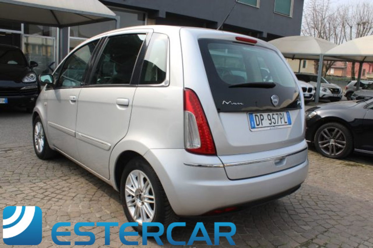 Lancia Musa 1.3 Multijet 16V 70 CV Oro (13)