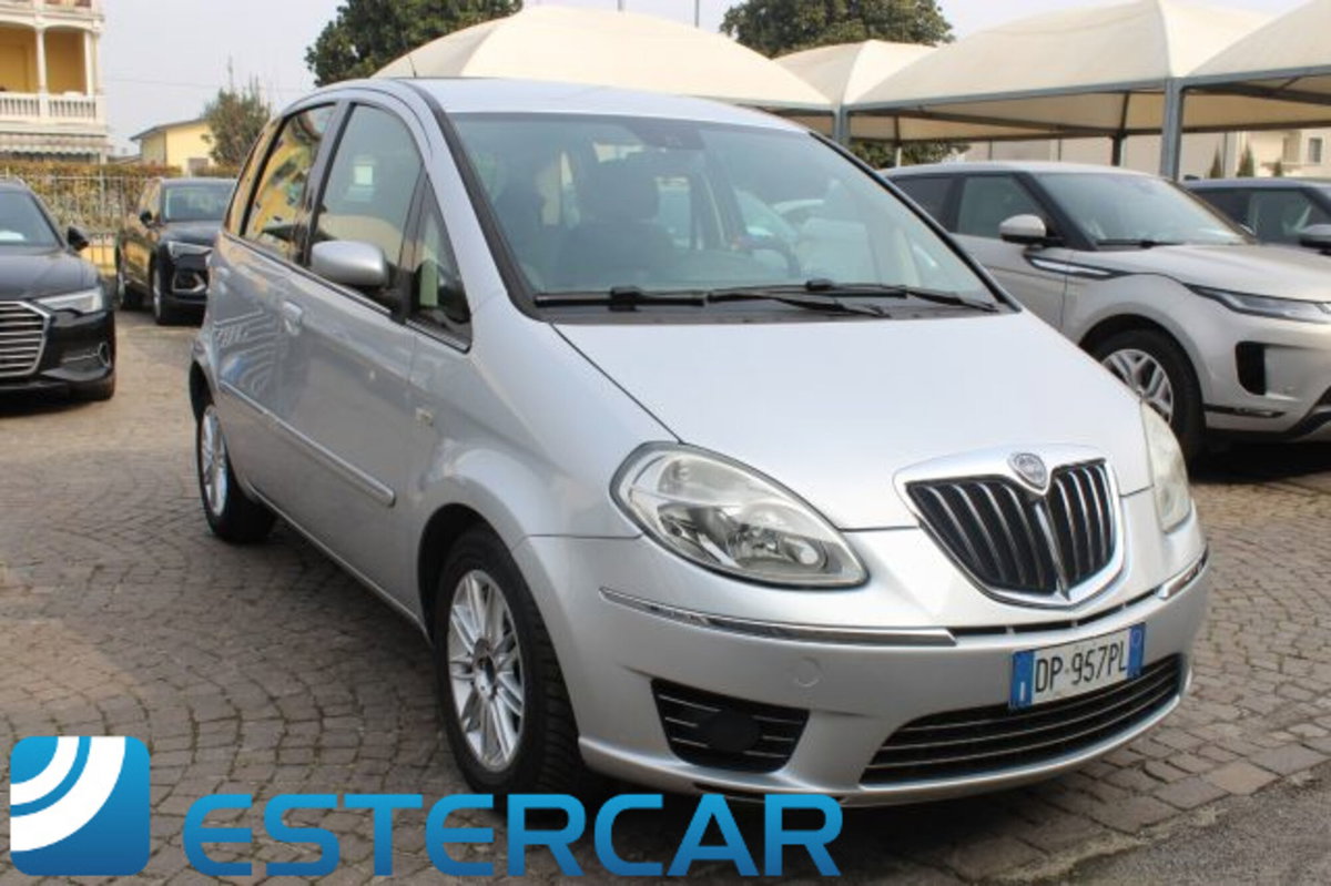 Lancia Musa 1.3 Multijet 16V 70 CV Oro (20)