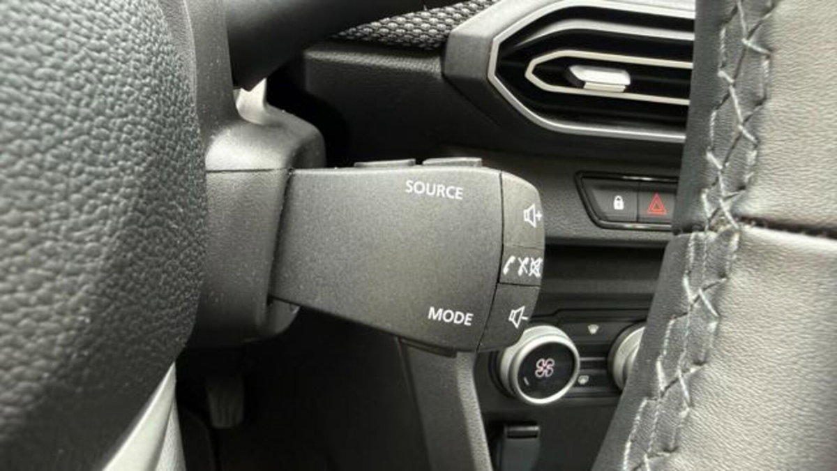 Dacia Sandero Streetway 1.0 TCe 90 CV Comfort (8)