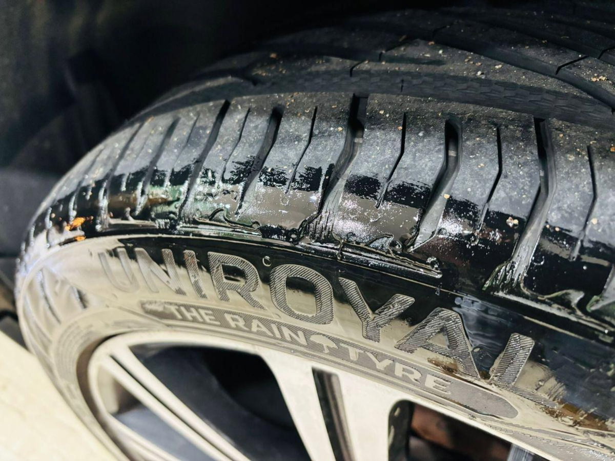 Land Rover Range Rover Sport 2.7 TDV6 SE (11)