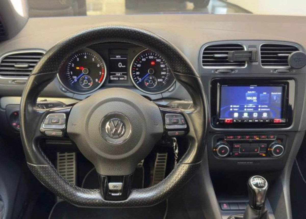 Volkswagen Golf 2.0 TSI 4mot. DSG 3p. R (10)