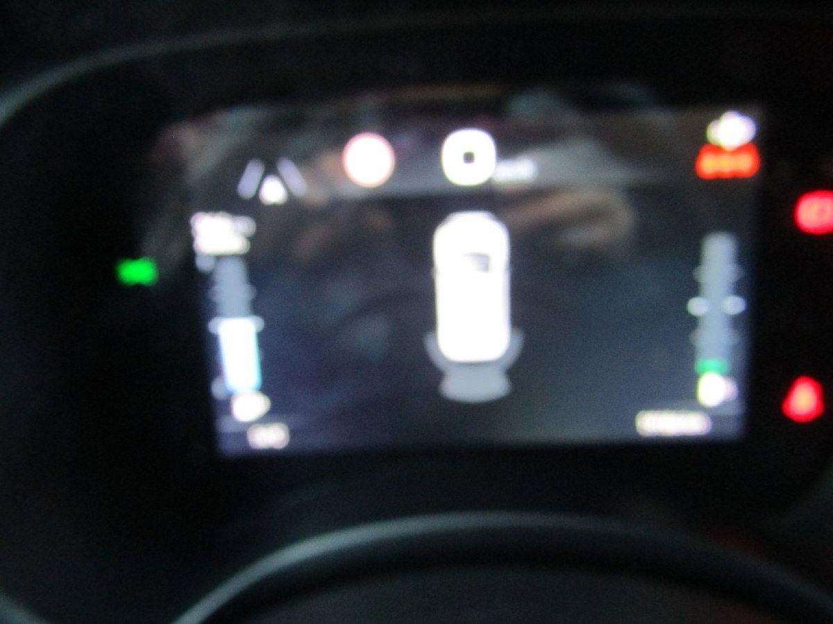 Fiat Panda 1.0 FireFly S&S Hybrid City Cross (12)
