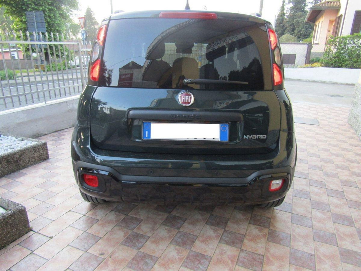 Fiat Panda 1.0 FireFly S&S Hybrid City Cross (4)