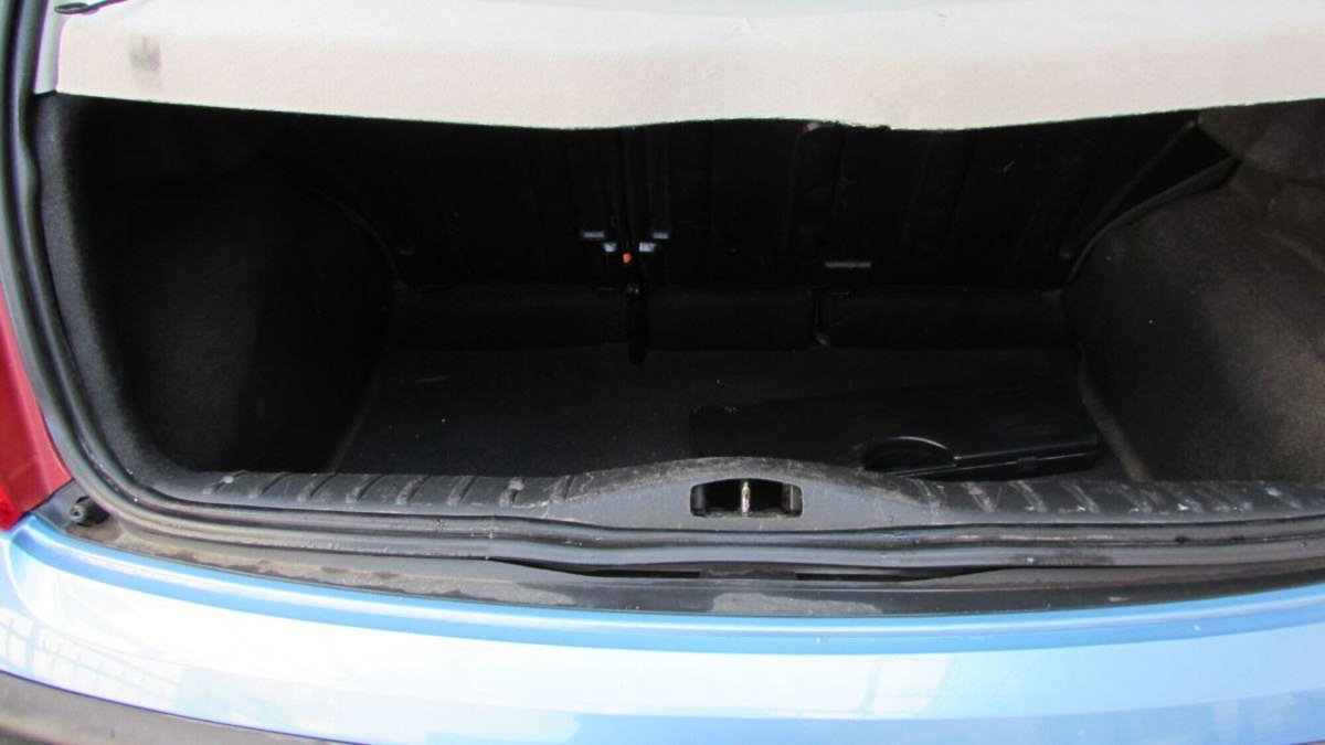 Citroen C3 1.4 HDi 70CV Elegance (12)
