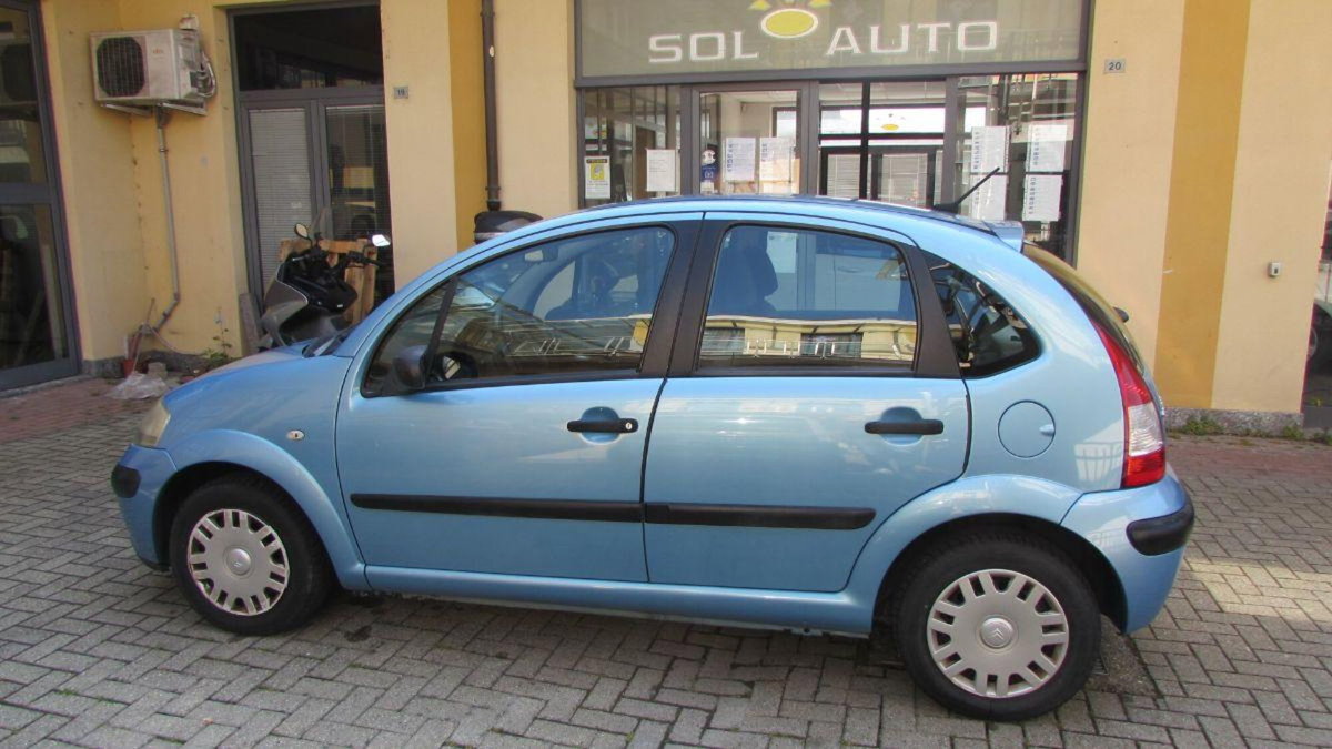 Citroen C3 1.4 HDi 70CV Elegance (2)