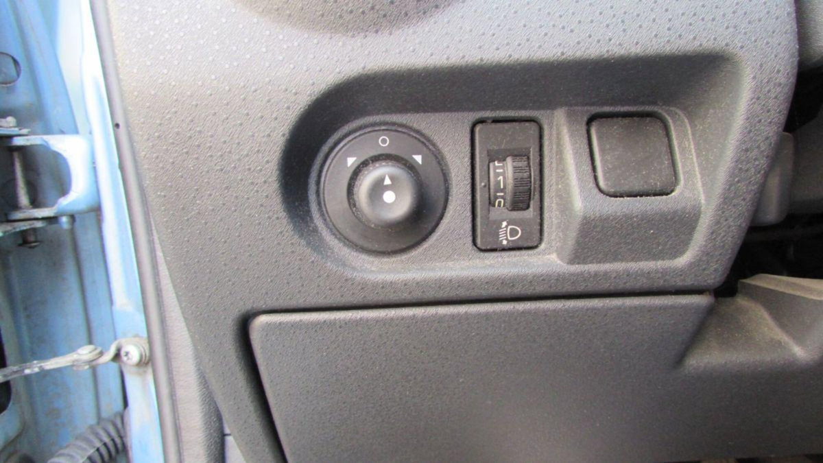 Citroen C3 1.4 HDi 70CV Elegance (20)
