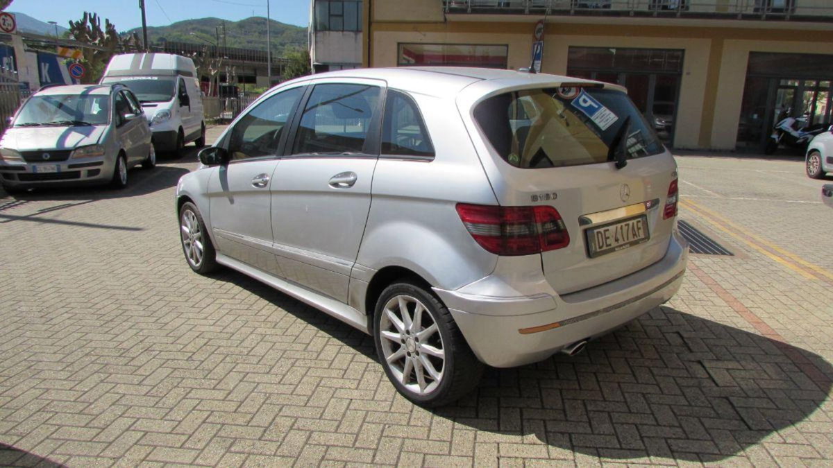 Mercedes-Benz Classe B 180 CDI Sport (3)