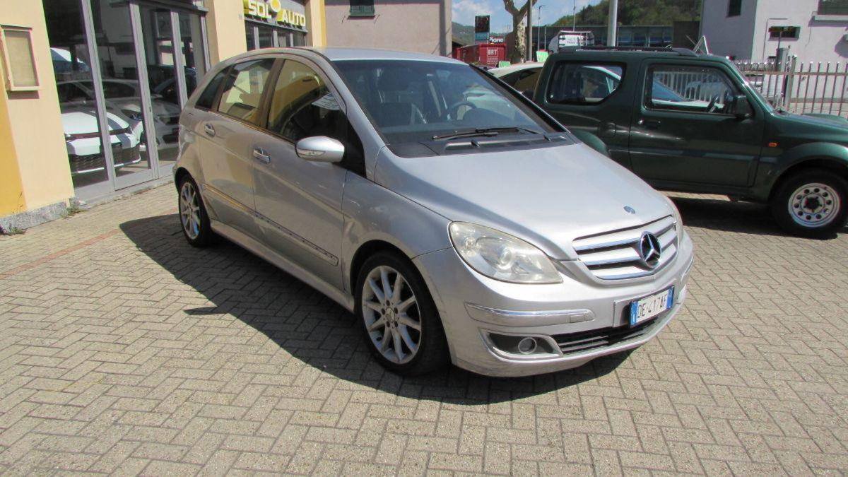 Mercedes-Benz Classe B 180 CDI Sport (7)