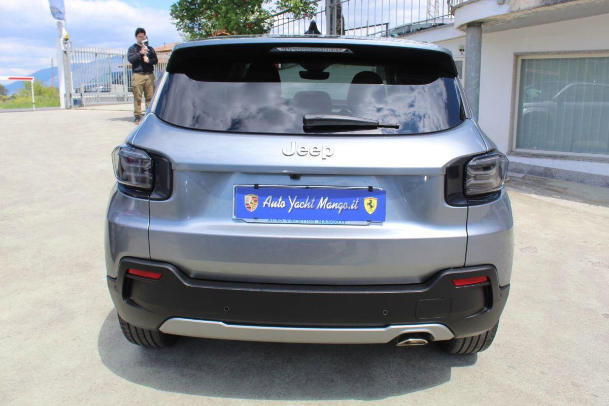 Jeep Avenger 1.2 turbo Summit fwd 100cv (6)