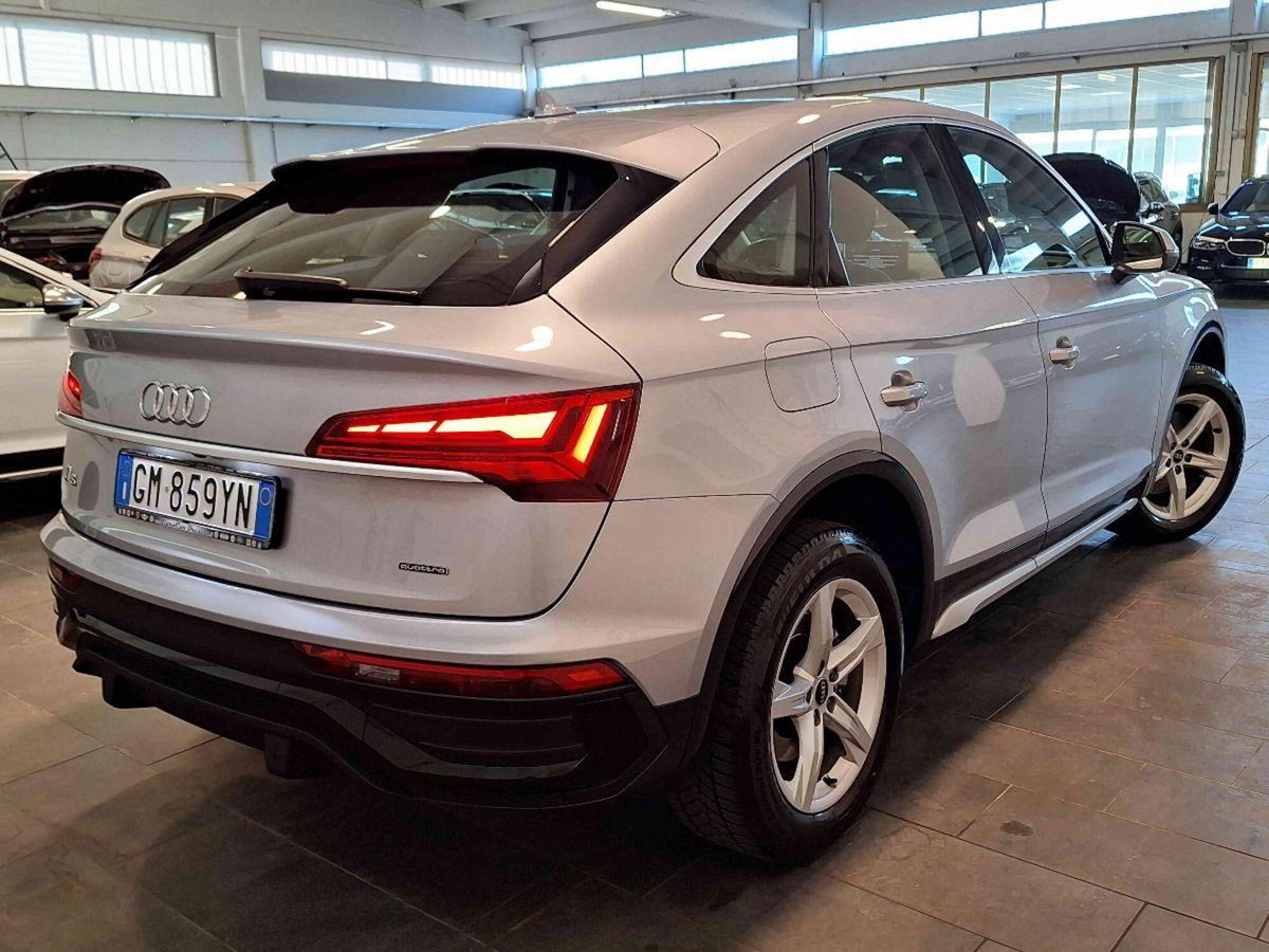 Audi Q5 Sportback Sportback 40 2.0 tdi mhev 12V quattro s-tronic (2)