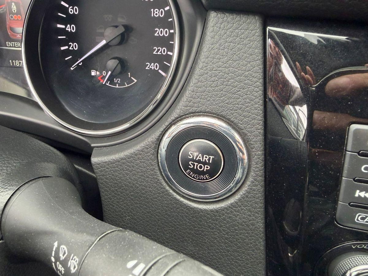 Nissan Qashqai 1.2 DIG-T Tekna (15)
