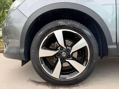 Nissan Qashqai 1.2 DIG-T Tekna (19)