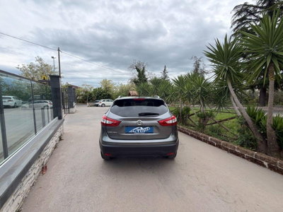 Nissan Qashqai 1.2 DIG-T Tekna (4)