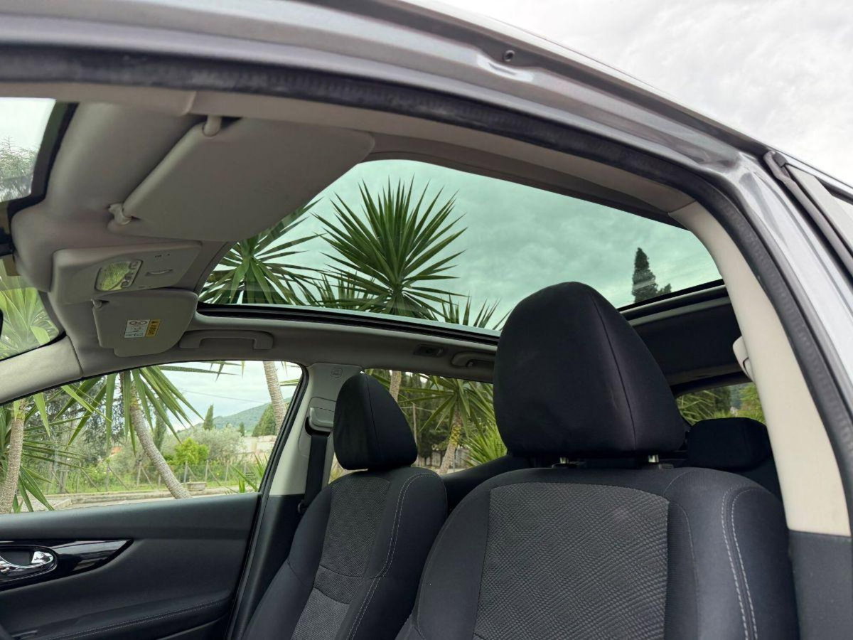 Nissan Qashqai 1.2 DIG-T Tekna (9)