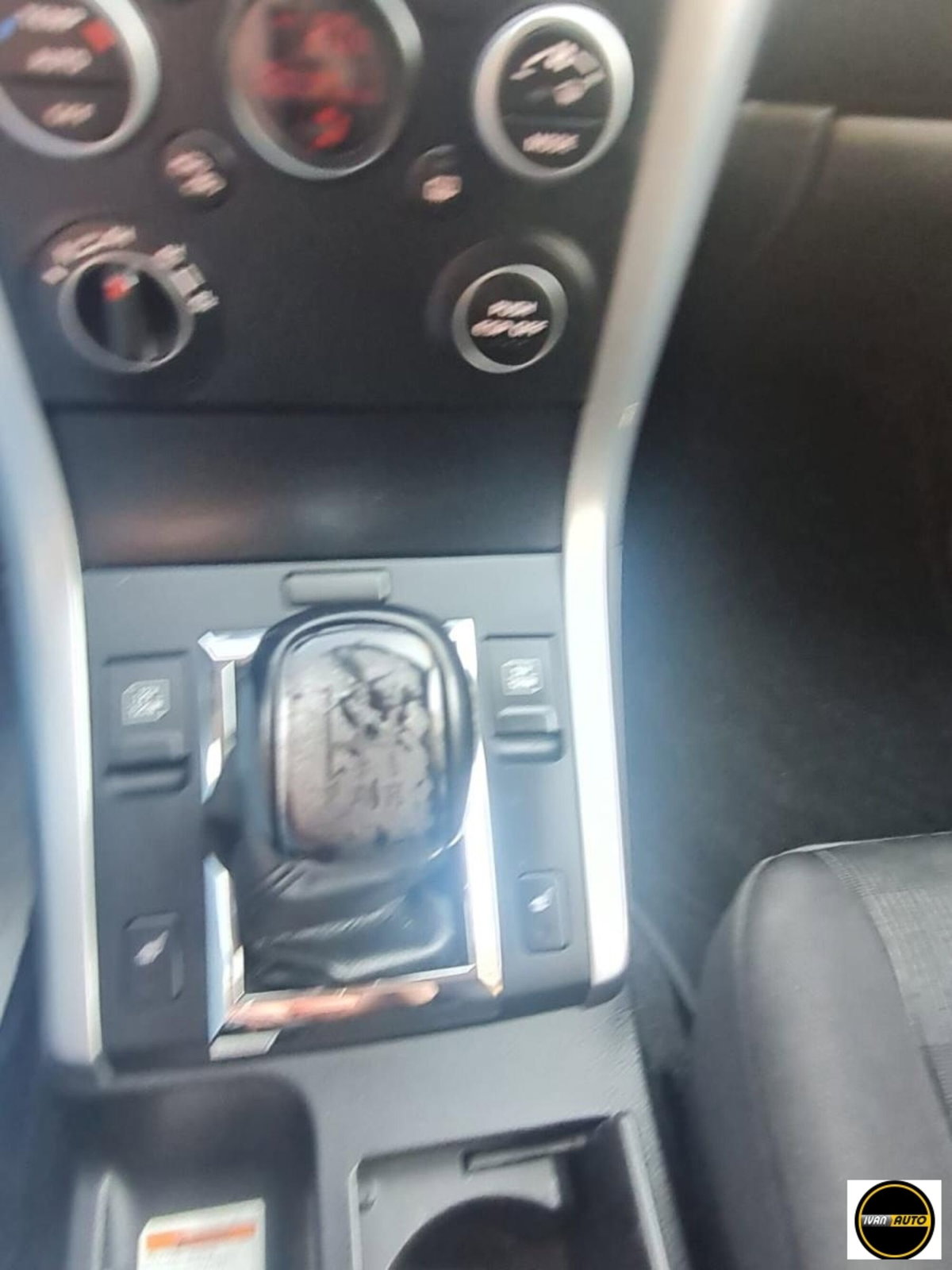 Suzuki Grand Vitara 1.9 DDiS 3 porte Offroad (20)