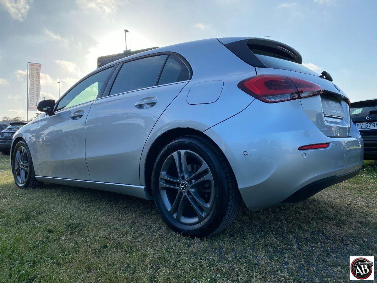 Mercedes-Benz Classe A Sedan 180 d Automatic 4p. Executive (10)