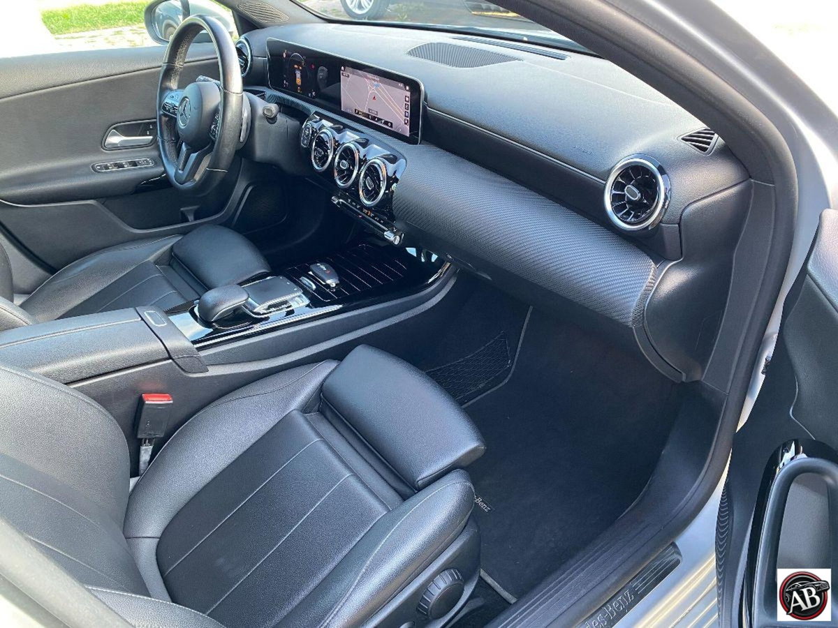 Mercedes-Benz Classe A Sedan 180 d Automatic 4p. Executive (14)
