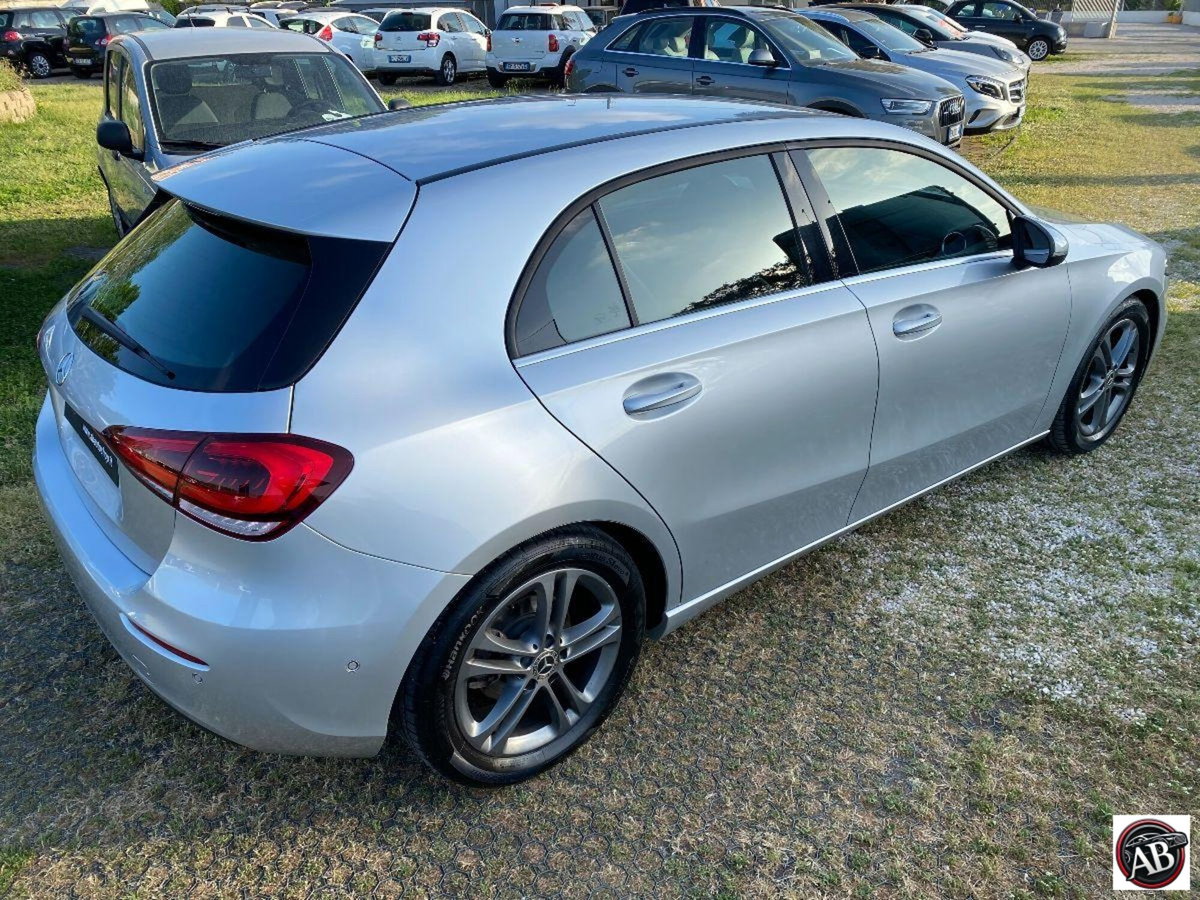 Mercedes-Benz Classe A Sedan 180 d Automatic 4p. Executive (6)