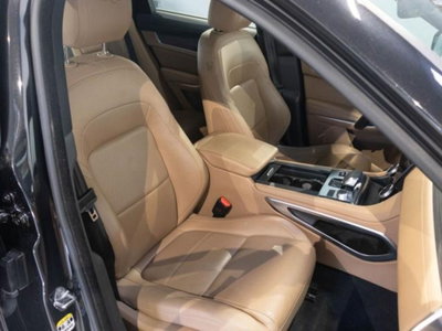 Jaguar F-Pace 2.0 PHEV 404 CV AWD aut. (16)