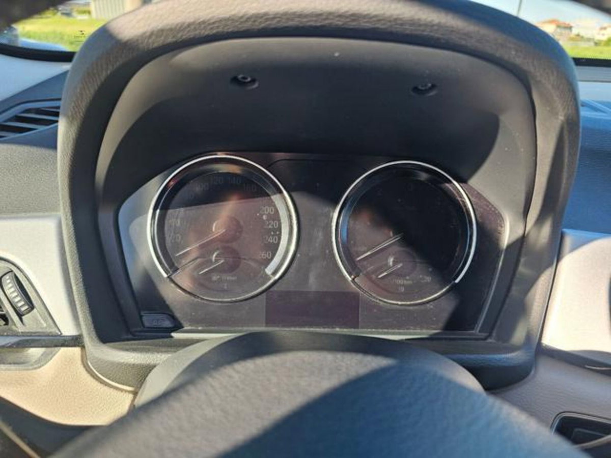BMW X1 sDrive16d Advantage (15)