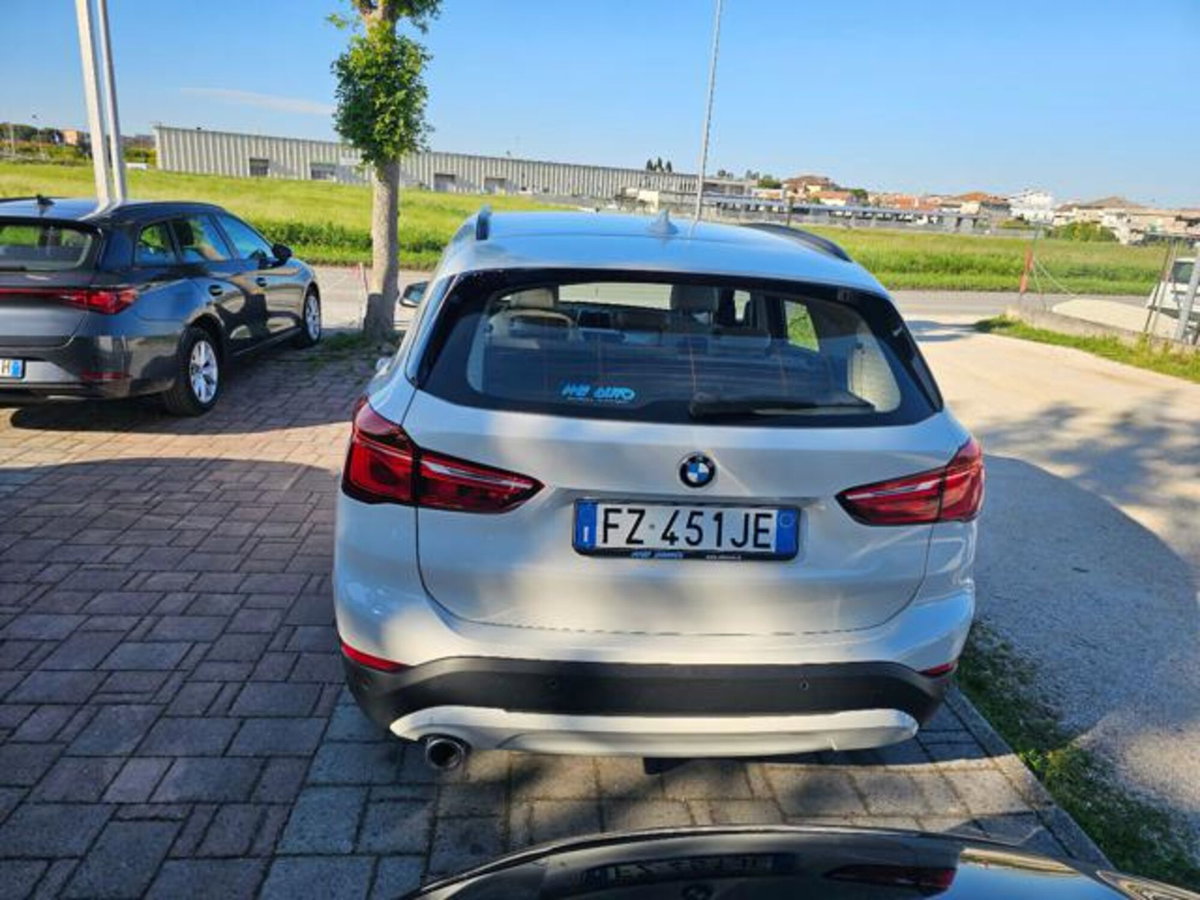 BMW X1 sDrive16d Advantage (4)