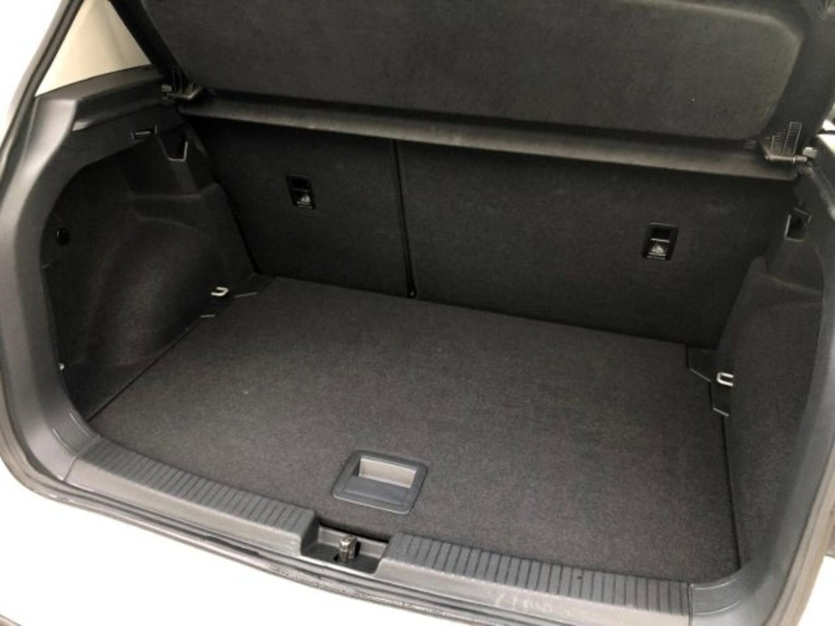 Volkswagen T-Cross 1.0 TSI Style BMT (17)