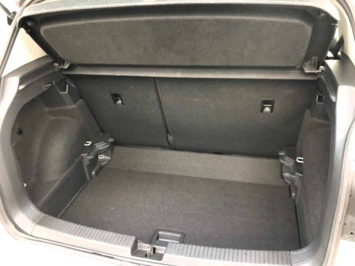 Volkswagen T-Cross 1.0 TSI Style BMT (18)