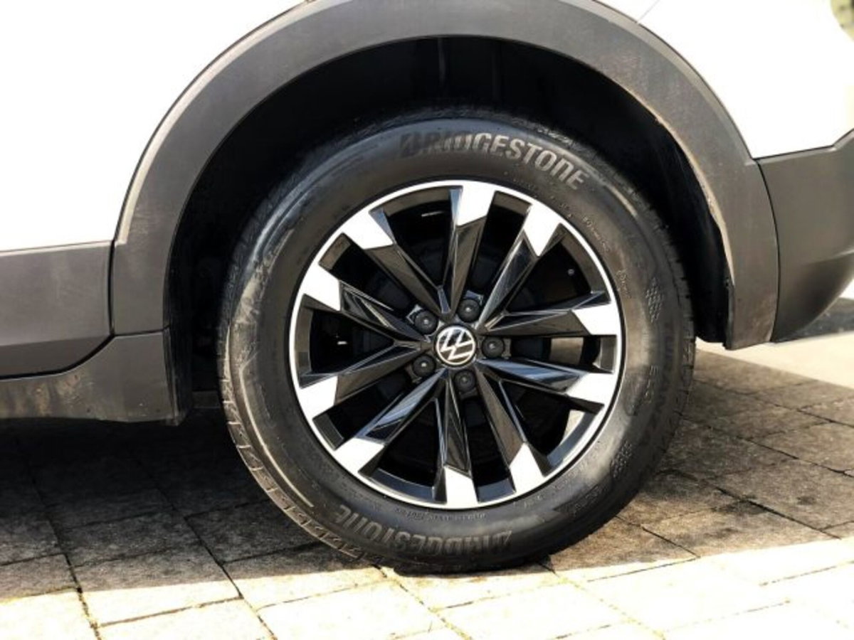 Volkswagen T-Cross 1.0 TSI Style BMT (3)
