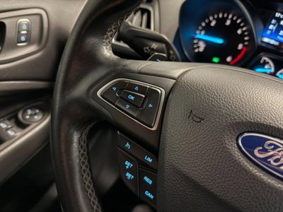Ford Kuga 2.0 TDCI 150 CV S&S 4WD Powershift Titanium (16)