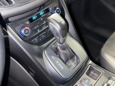 Ford Kuga 2.0 TDCI 150 CV S&S 4WD Powershift Titanium (20)
