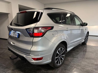 Ford Kuga 2.0 TDCI 150 CV S&S 4WD Powershift Titanium (7)