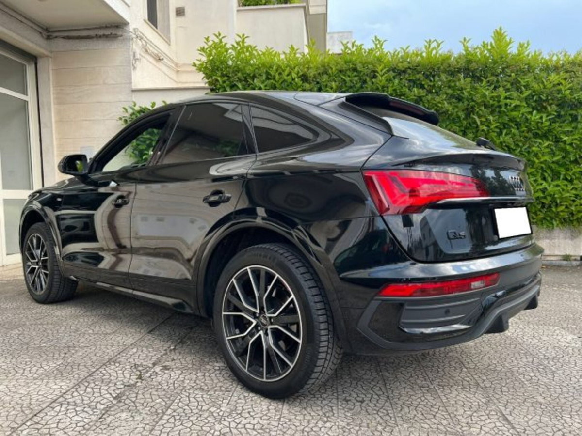 Audi Q5 Sportback Sportback 40 2.0 tdi mhev 12V quattro s-tronic (6)