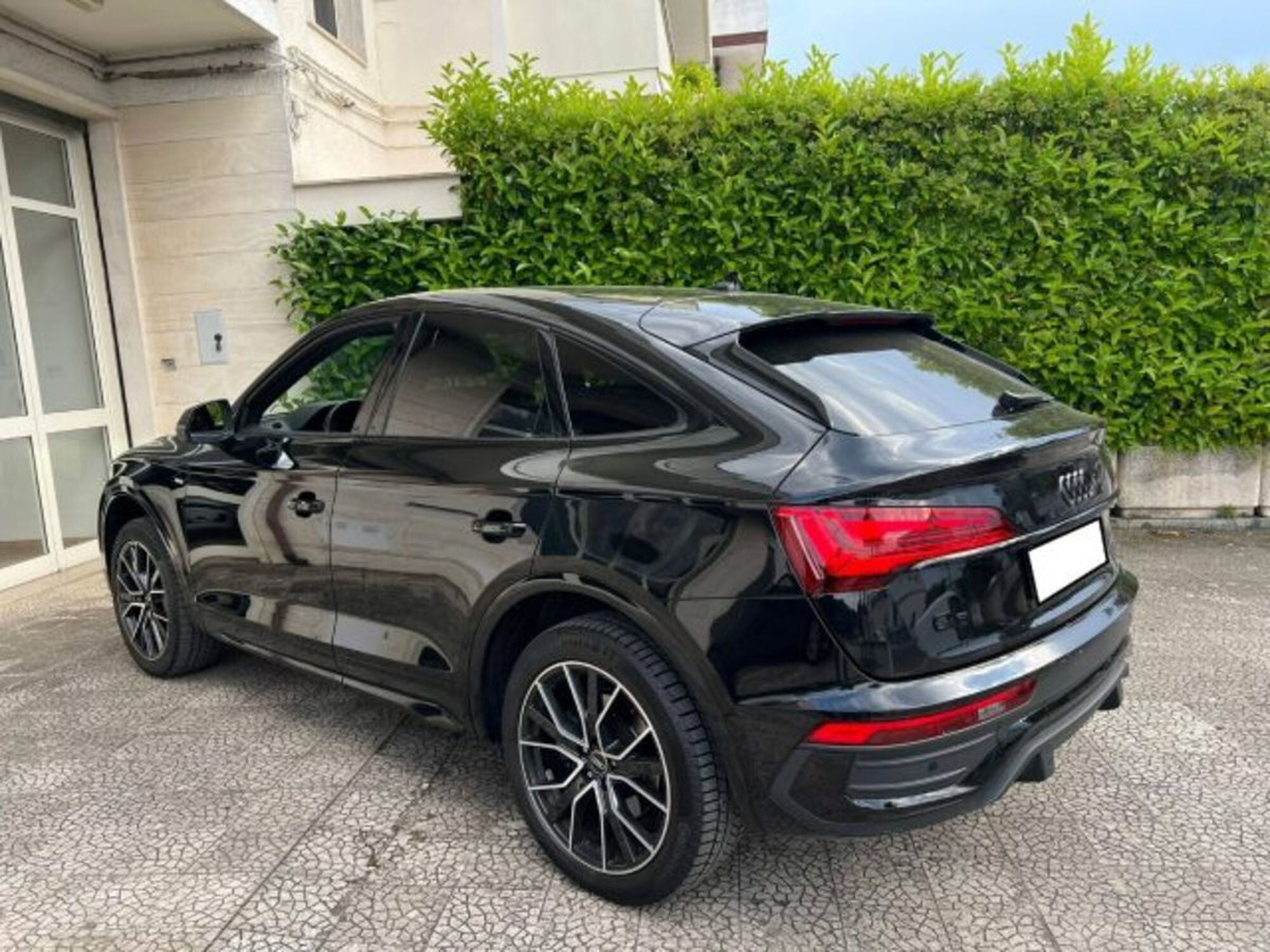 Audi Q5 Sportback Sportback 40 2.0 tdi mhev 12V quattro s-tronic (7)