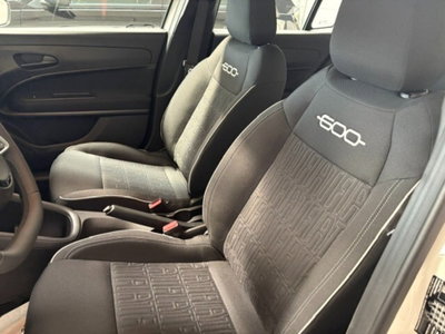 Fiat 600 1.2 Business 100cv (9)