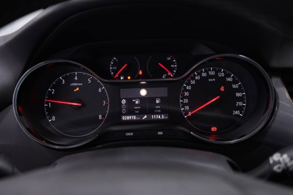 Opel Crossland 1.2 Turbo 12V 110 CV Start&Stop Elegance (14)