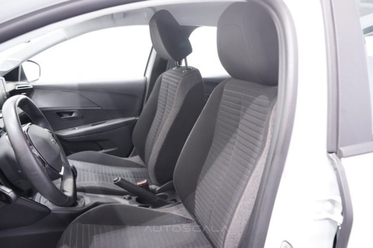 Peugeot 208 1.2 puretech Active s&s 75cv (11)