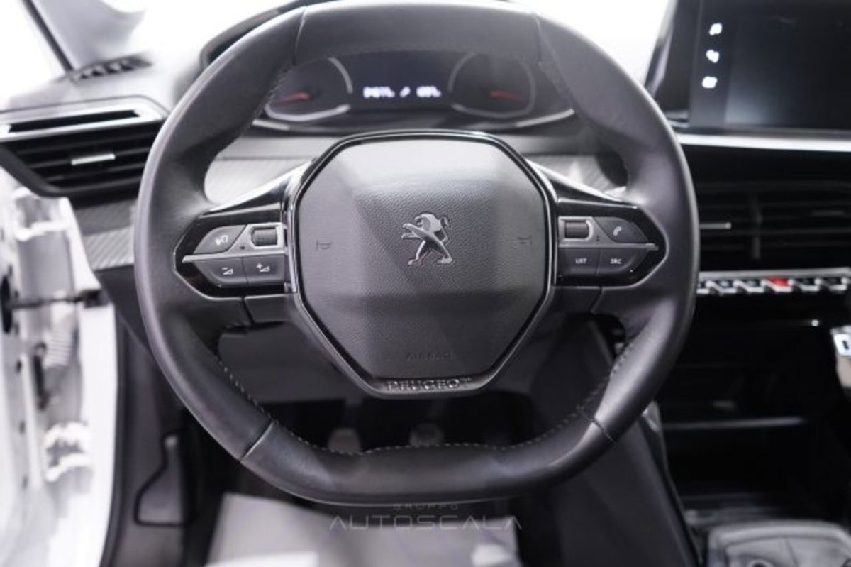 Peugeot 208 1.2 puretech Active s&s 75cv (12)