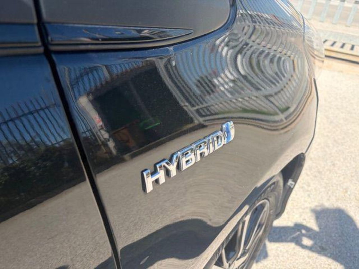 Toyota Yaris 1.5 Hybrid 5 porte Style (5)