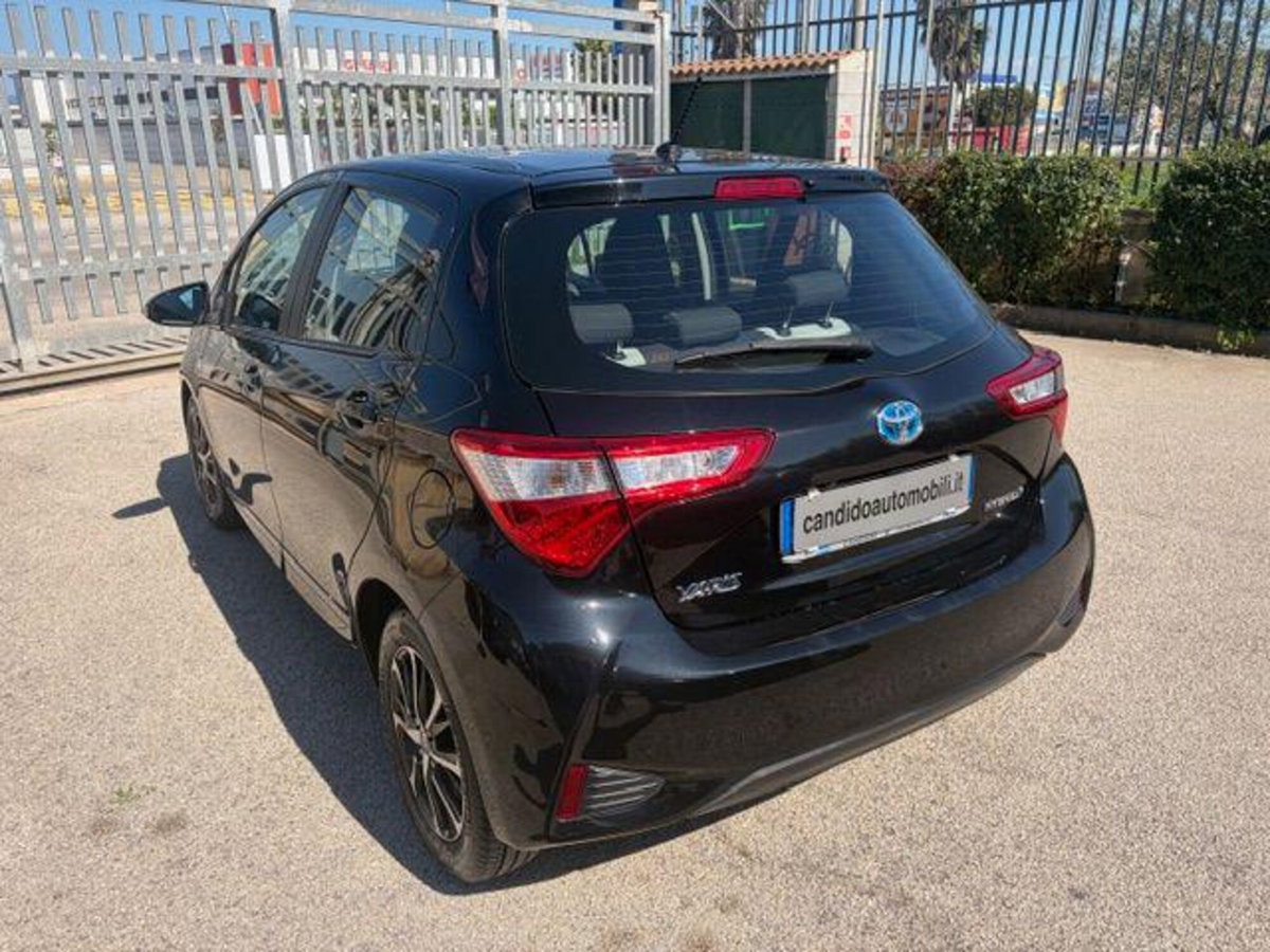 Toyota Yaris 1.5 Hybrid 5 porte Style (6)