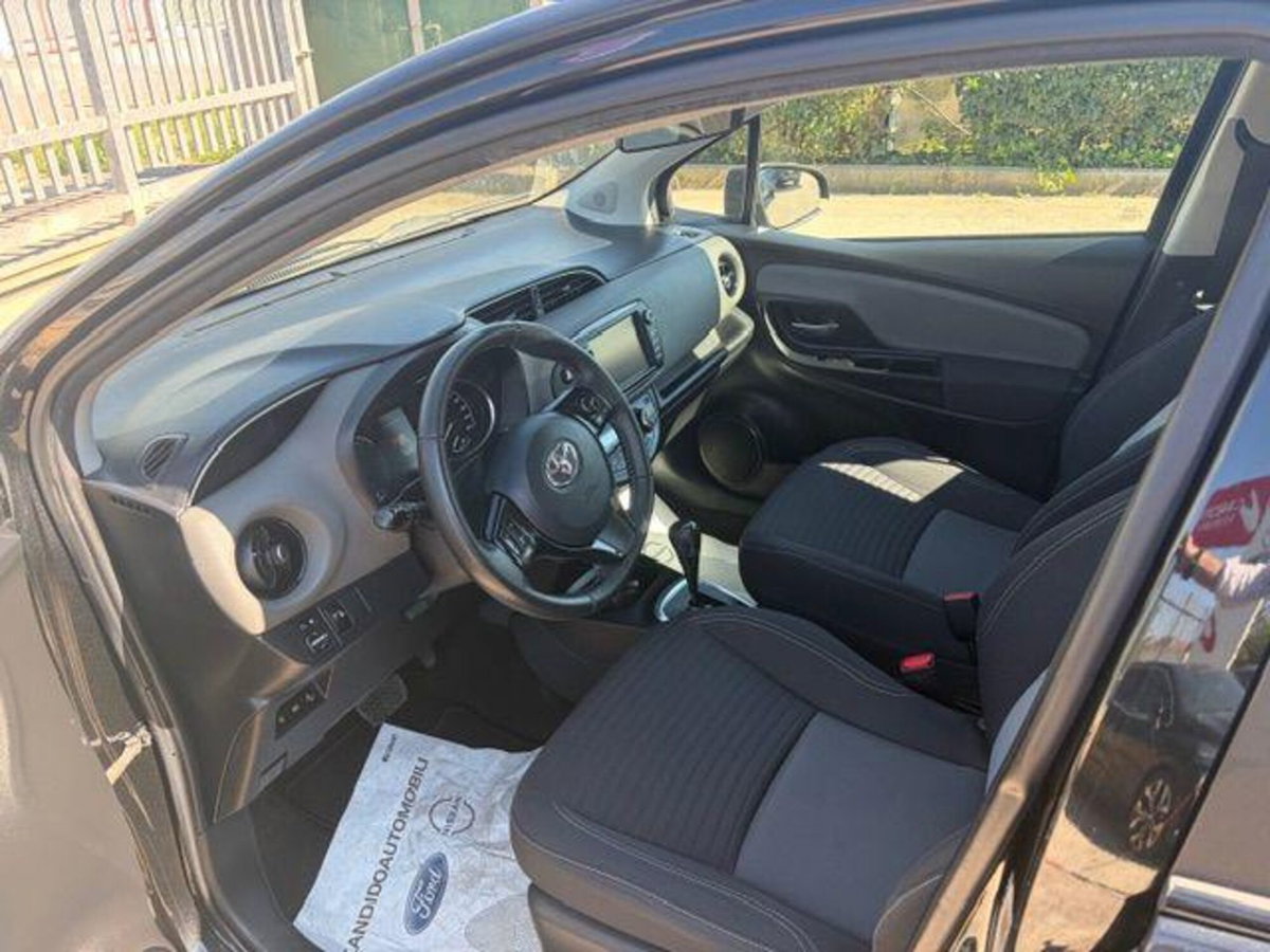Toyota Yaris 1.5 Hybrid 5 porte Style (8)
