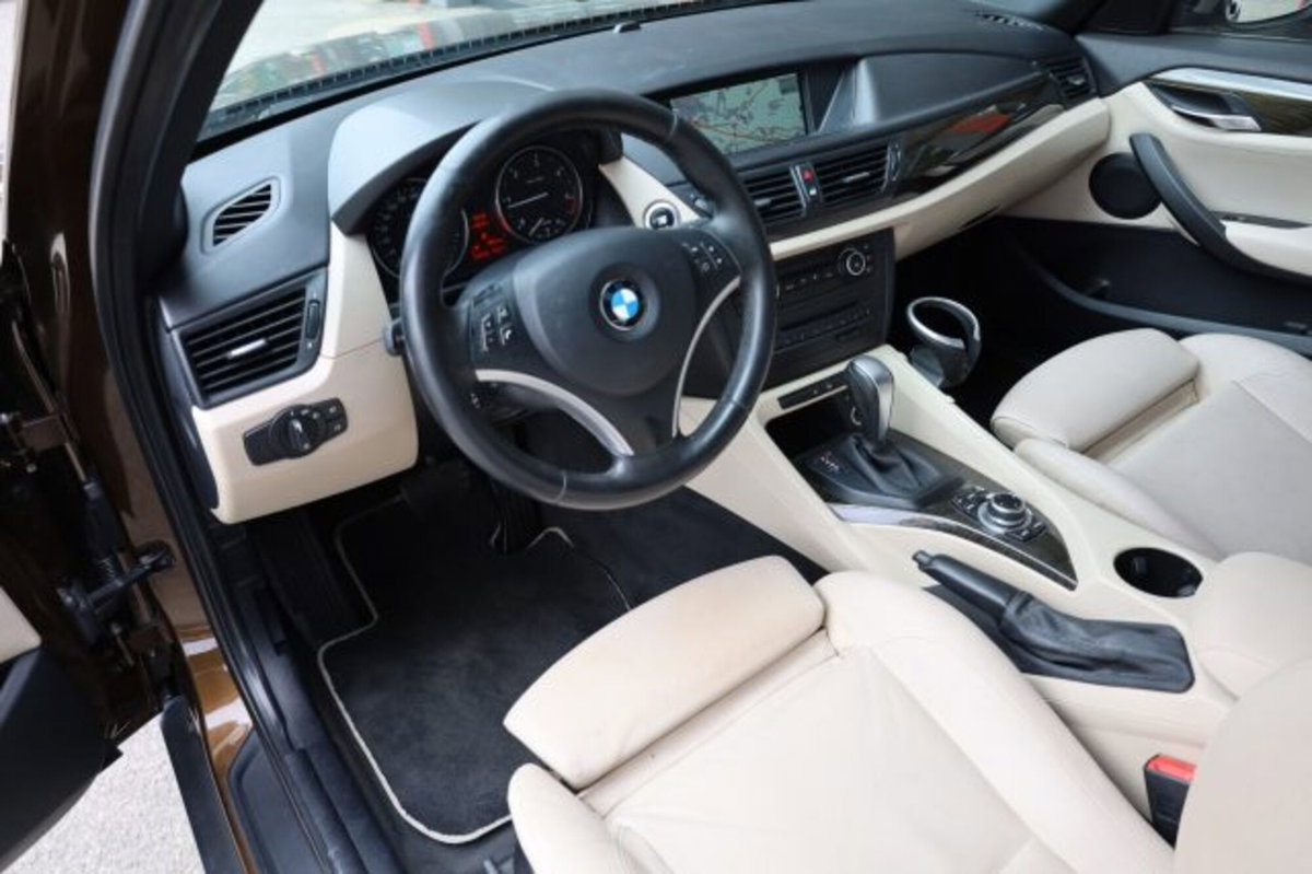 BMW X1 xDrive20d Attiva (17)